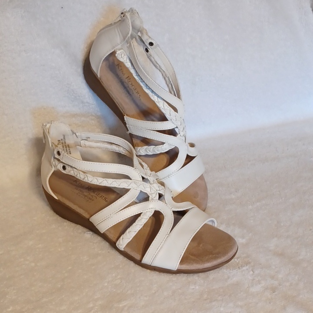 Kim Rogers sandals white zipper back women's size7